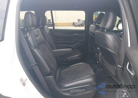 2023 Jeep Grand Cherokee L Altitude 4X2 z USA, uszkodzony, nr VIN 1C4RJJAG8P8901991